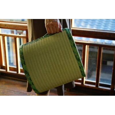 畳職人が作る畳椅子 高さ30cm 古河市 | 畳 たたみ タタミ 畳椅子 いす イス _EA02