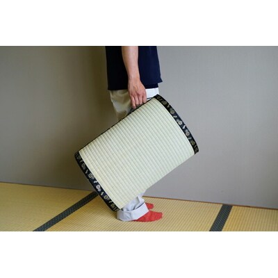 古河市のたたみ職人が作る畳椅子 高さ50cm | 古河市 畳 職人 畳店 いす イス _EA07