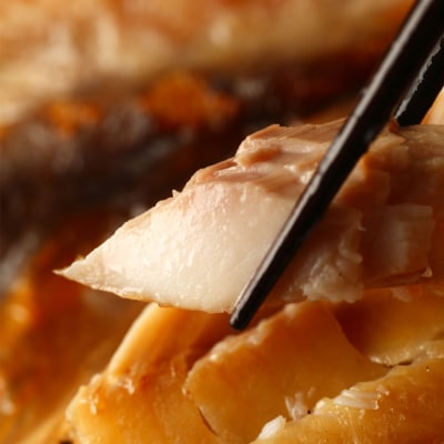 北海道利尻島から「利尻島産開きほっけ醤油干し5枚」＜利尻漁業協同組合＞