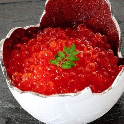 ＜12/17まで年内配送＞秋鮭いくら100g×6P(計600g) C-24008