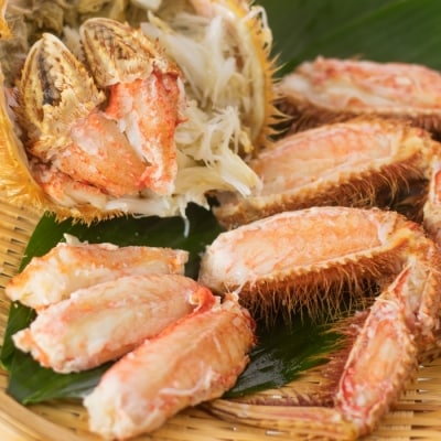 ＜12/10まで年内配送＞【北海道根室産】毛蟹600g×3尾 D-66013