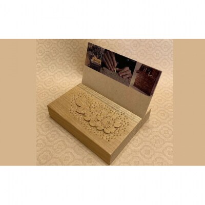 カード立て(軽井沢彫・長野県伝統的工芸品) [54130172]