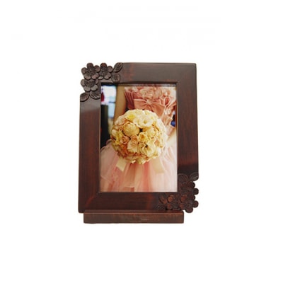 軽井沢彫り　大坂屋家具店　こだわりの写真立て　2Lサイズ[54130026]