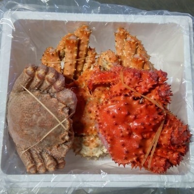 ＜12/21まで年内配送＞本タラバガニ・花咲ガニ・毛ガニ各1尾(計2.8kg前後) D-57004