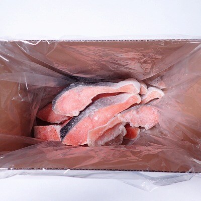 ＜12/10まで年内配送＞無添加天然銀鮭切身9切 G-14075