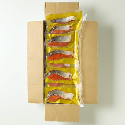 ＜12/10まで年内配送＞無添加天然熟成紅鮭1切(約80g)真空×15P A-11240