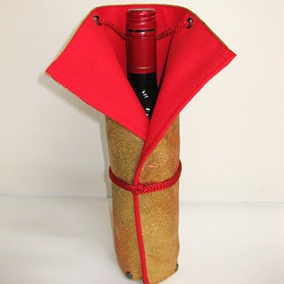 本場筑前博多織でつくった【おさけのきもの】(金糸文様)ボトルカバー