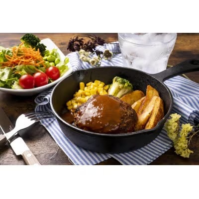 お肉屋さんの手ごね特上ハンバーグ【博多和牛入り】(筑前町)