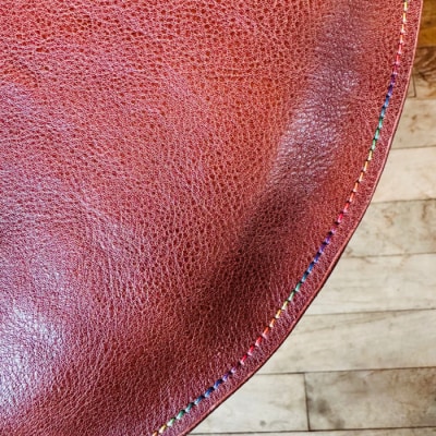 国産牛革 レザークッション 座布団(ブラウン・レインボーステッチ)