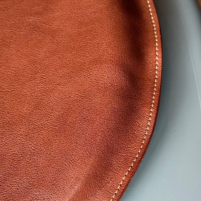 国産牛革 レザークッション 座布団(ブラウン・ハニーゴールドステッチ)