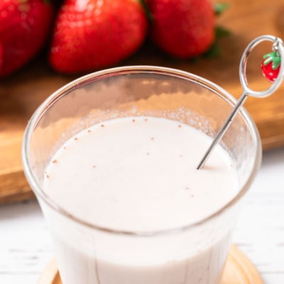 果実酢でさっぱり仕立ての「いちごミルクの素」 いちごミルク_065-6330