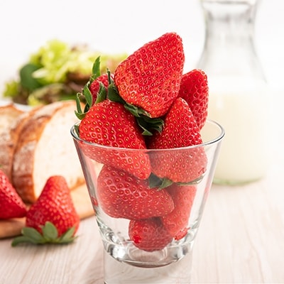 〈数量限定〉新鮮大粒いちご!伊豆紅ほっぺ厳選(約400g×2パック)