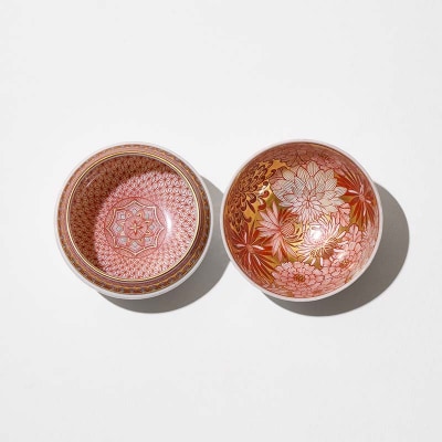 白砡描割 宝相華文珠盃 白 工芸品 陶磁器 お猪口 ぐい呑み 盃 九谷焼 F6P-2884
