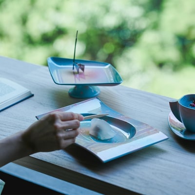 iroikoi 波形置皿 湖上の桜 工芸品 食器 皿 山中漆器 F6P-3334