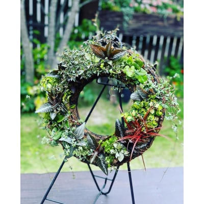 フラワーリースハンギング 季節のリース おまかせ(a33-015)
