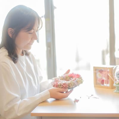 母の日限定 皇室献上和菓子舗のありがとうどら焼き プリザーブドフラワーのリース ギフトセット
