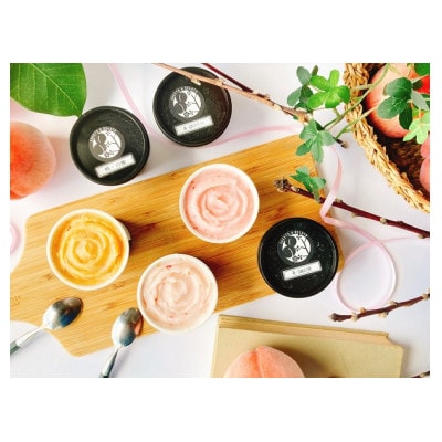 カフェラペスカのジェラート　6品種の桃の食べ比べ