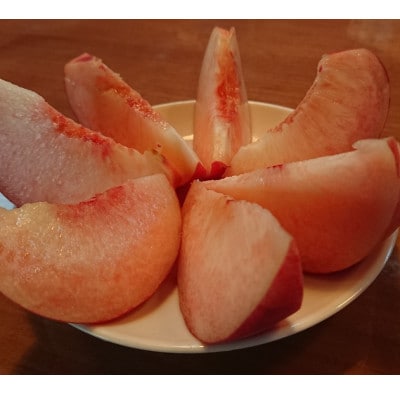 2025年発送【旬の桃 約2kg 5～7玉】 坂の上の桃 デカくて甘くて硬い! 食べ応え抜群!
