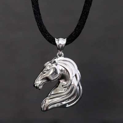SV925 馬 無垢ペンダント【重さ25g・長さ50cm】