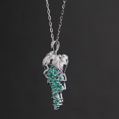 K18WGエメラルドペンダント【E1.06ct・D0.04ct】シャインマスカット