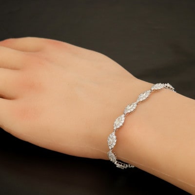 プラチナ ダイヤモンドブレスレット【D5.20ct・17.5cm】マーキス