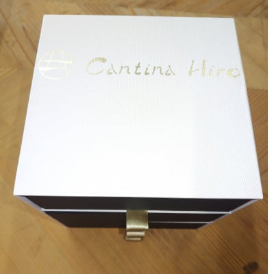 【2026年先行受付】ぶどうが光り輝く宝石に!!牧丘天空の丘ブランドぶどうの宝石箱 約700g