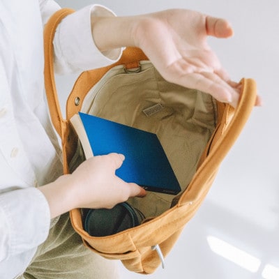 MEDIUM TOTE / ARMY