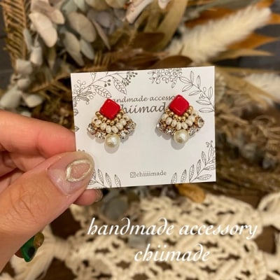 ビーズ 刺繍 ひし形 : ピアス 赤 ジュエリー アクセサリー chiimade 