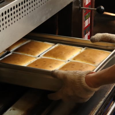 武蔵野茶房　特製焼チーズケーキ【木箱入】