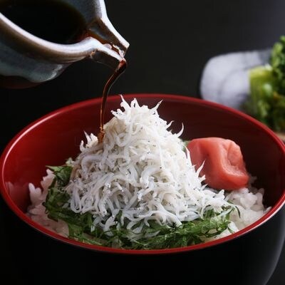 【瀬戸内海産】 嶋治水産の極上釜揚げしらす1.5kg(500g×3)