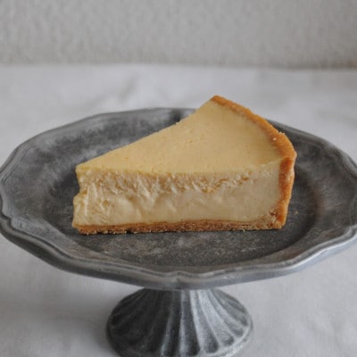 なめらかベイクドチーズケーキ【よつ葉クリームチーズ使用】