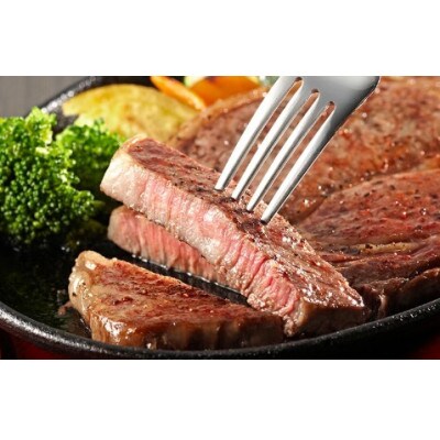 【近江牛】赤身モモステーキ 100g×10枚 (贈答用黒箱入)　牛脂付き