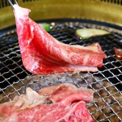 【A5等級の博多和牛が届きます!】モモすき焼き・しゃぶしゃぶ用300g(添田町)