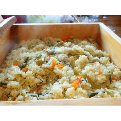 山菜おこわ 200g×4パック 冷凍 直送便 こがねもち米100%使用 水原町農産センター