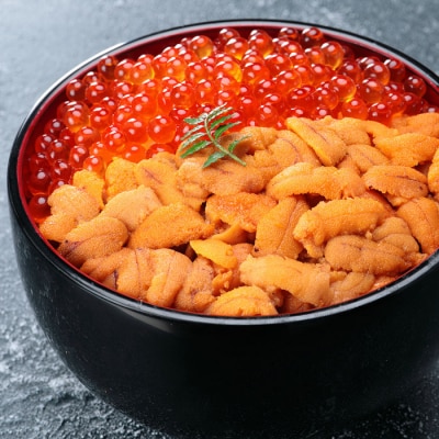 蒸しウニ80g、鮭イクラ80gセット A-24013