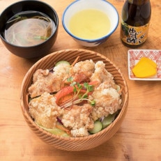 魚梁瀬杉 馬路村の丼ぶり[485]