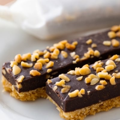 ケーキハウスくるみの里 ふーちゃんのピーナツ生チョコバー 10本 　TF453