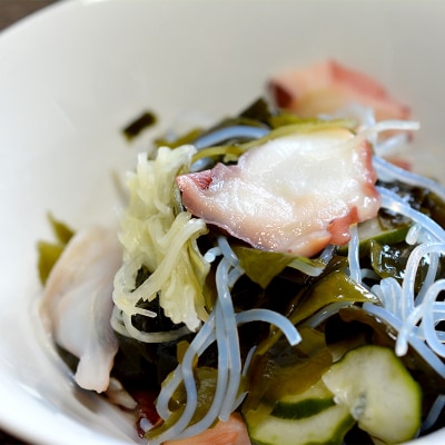 北海道産・ボイルたこ脚 (真だこ)　1kg前後 たこ 刺身 たこ焼き カルパッチョ F4F-2245