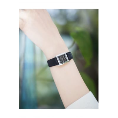 シチズン　腕時計　シチズンL　EW5600-10E