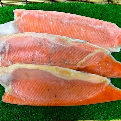 【12/31決済分まで1月配送】甘塩トラウトサーモン腹身4～6本(計1.5kg) A-35014