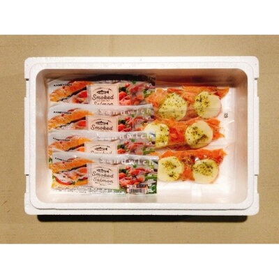 【12/31決済分まで1月配送】サーモン700g&サーモンカプレーゼ500g B-09084