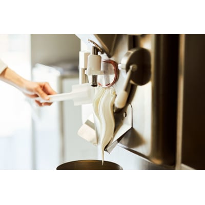 HiO ICE CREAM　美瑛シングルオリジンミルク　8個