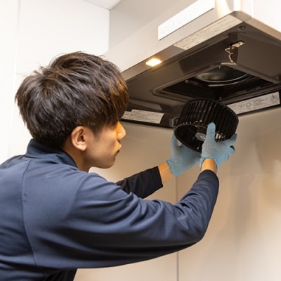 【世田谷区内サービス限定】選べるハウスクリーニング1点 [キッチン・レンジフード・浴室の内1箇所]