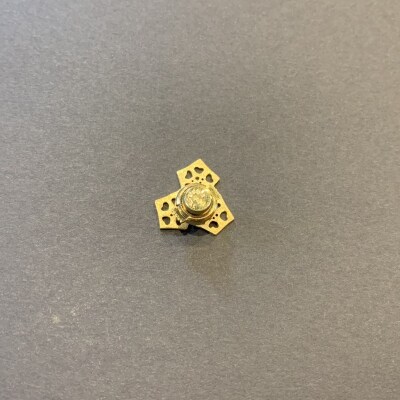 オクラ-パッド　ピンブローチ(金) 【kt059-002-1】