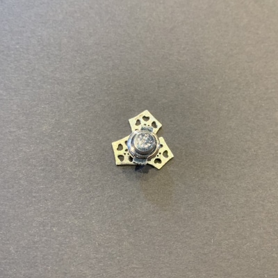 オクラ-パッド　ピンブローチ(銀) 【kt059-002-2】