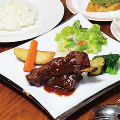 ほろりトロトロ絶品! 骨付スペアリブの赤ワイン煮込　約200g×3袋　計約600g