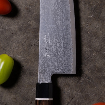 H35-21　ブラックダマスカス　三徳包丁 BD-04 黒