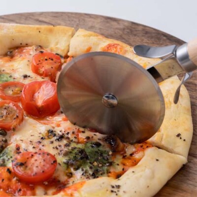 H4-03 サンクラフト ピザカッター 安全ケース付き(PP-542)