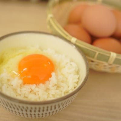 【福岡 平飼い卵】あかねの虜(30個入)