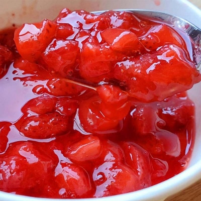 無添加 いちごミルクの素 2本 阿寒町産いちご100%使用 無着色 イチゴ 苺 F4F-5401